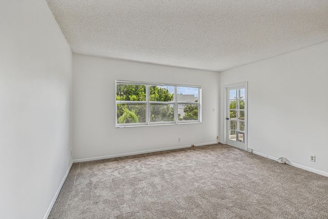 6731 Cypress Road Unit 402, Plantation, FL 33317