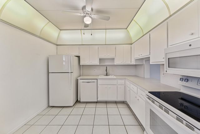 6731 Cypress Road Unit 402, Plantation, FL 33317