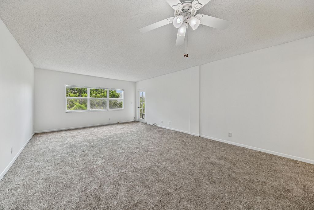 6731 Cypress Road Unit 402, Plantation, FL 33317