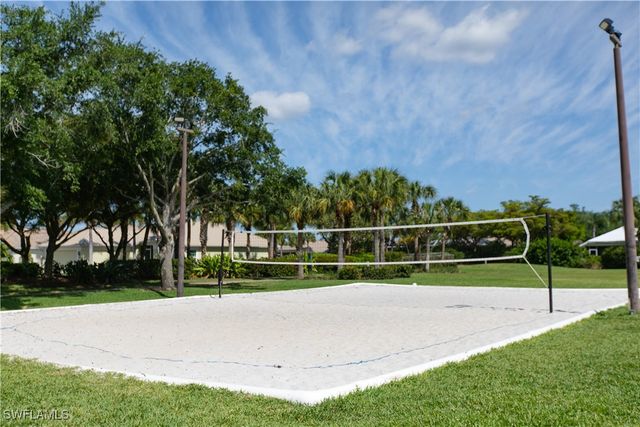 2604 Stonyhill CT, Cape Coral, FL 33991