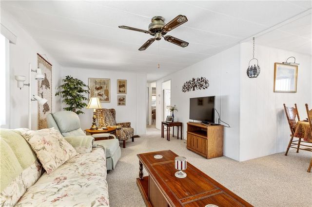 203 Harvest LN, North Fort Myers, FL 33917