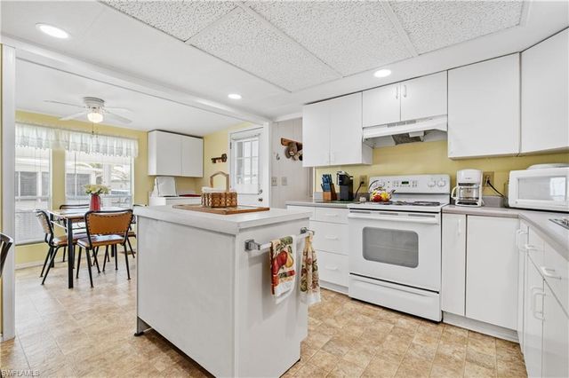 203 Harvest LN, North Fort Myers, FL 33917