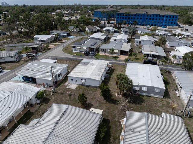 203 Harvest LN, North Fort Myers, FL 33917