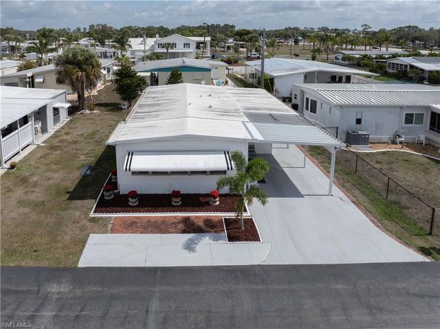 203 Harvest LN, North Fort Myers, FL 33917