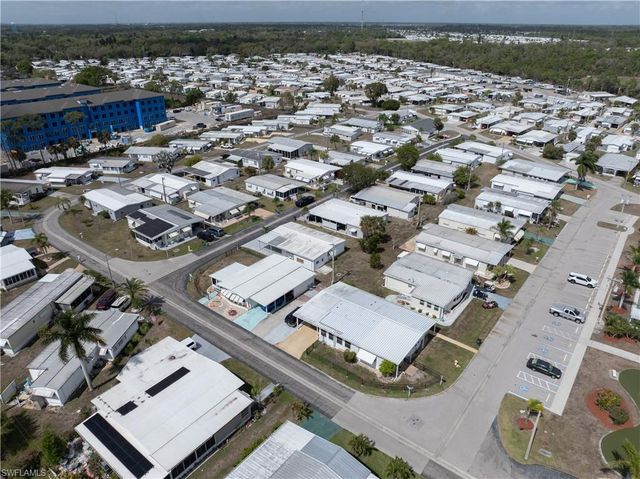 203 Harvest LN, North Fort Myers, FL 33917