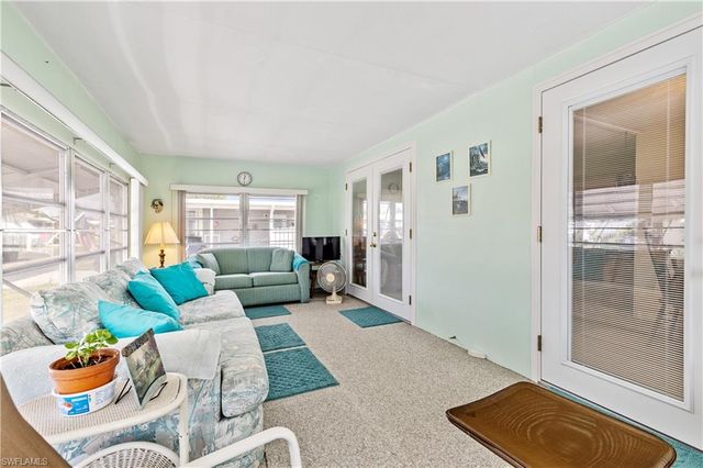 203 Harvest LN, North Fort Myers, FL 33917