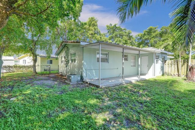260 NE 41st Street, Oakland Park, FL 33334