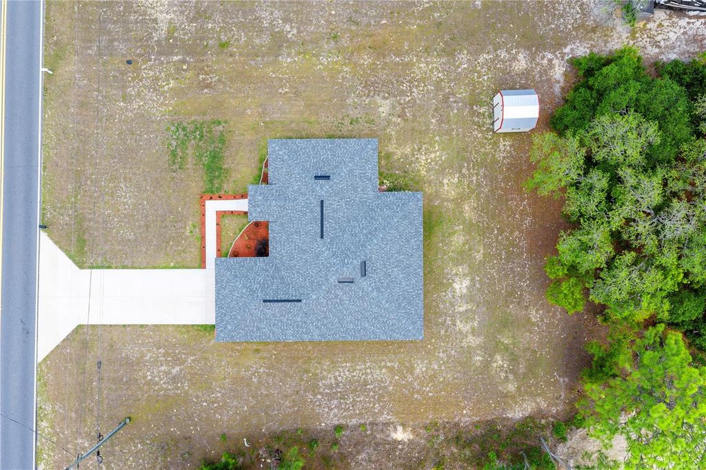 Image 19 of property listing at 391 MARION OAKS PASS, Ocala, FL 34473