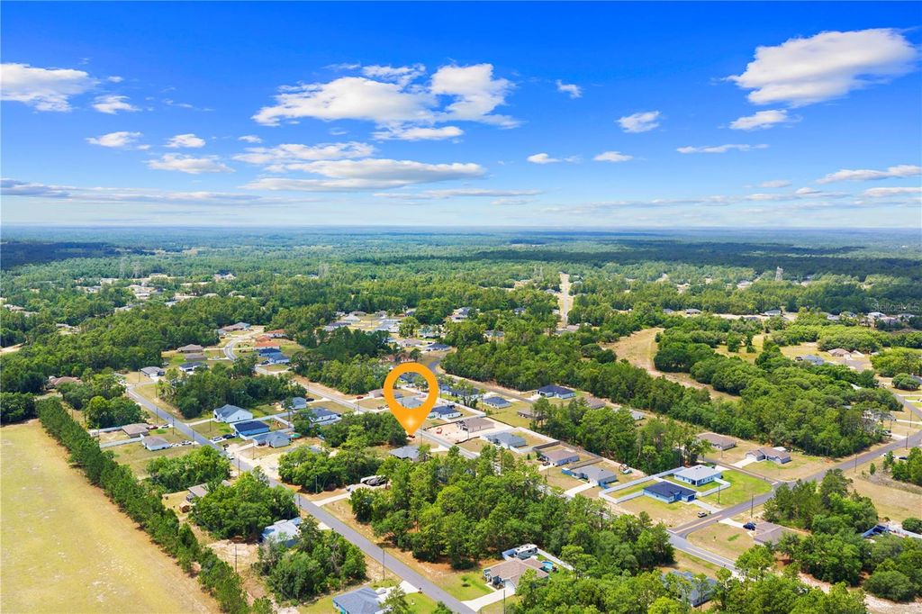 Image 20 of property listing at 391 MARION OAKS PASS, Ocala, FL 34473