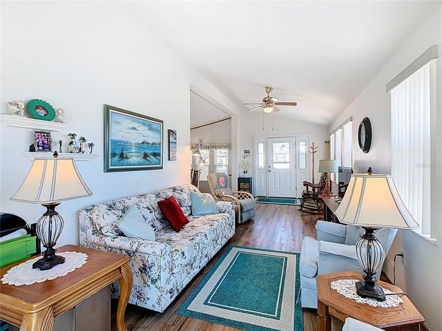 9000 US HWY 192 311, Clermont, FL 34714