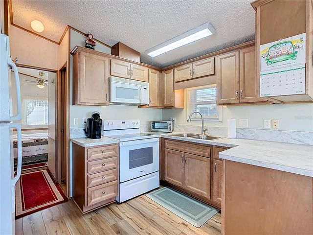 9000 US HWY 192 311, Clermont, FL 34714