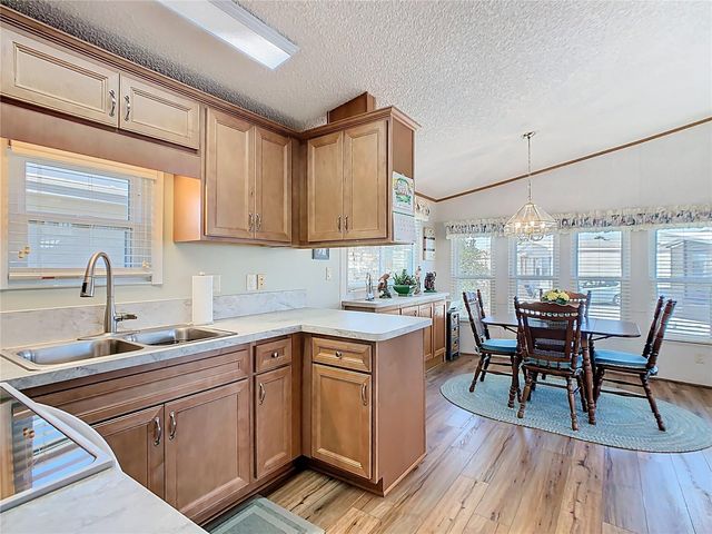 9000 US HWY 192 311, Clermont, FL 34714