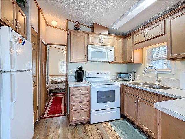 9000 US HWY 192 311, Clermont, FL 34714