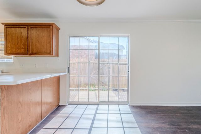 611 Oriole Boulevard 404, Duncanville, TX 75116