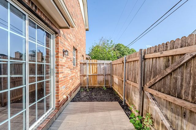 611 Oriole Boulevard 404, Duncanville, TX 75116