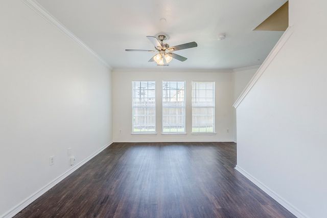 611 Oriole Boulevard 404, Duncanville, TX 75116