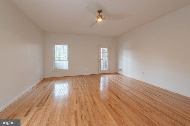 158 N VIEW CIR, Warrenton, VA 20186