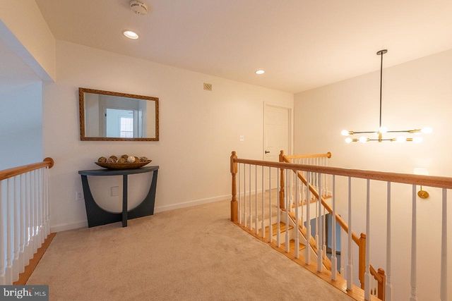 158 N VIEW CIR, Warrenton, VA 20186