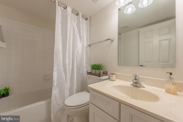 158 N VIEW CIR, Warrenton, VA 20186