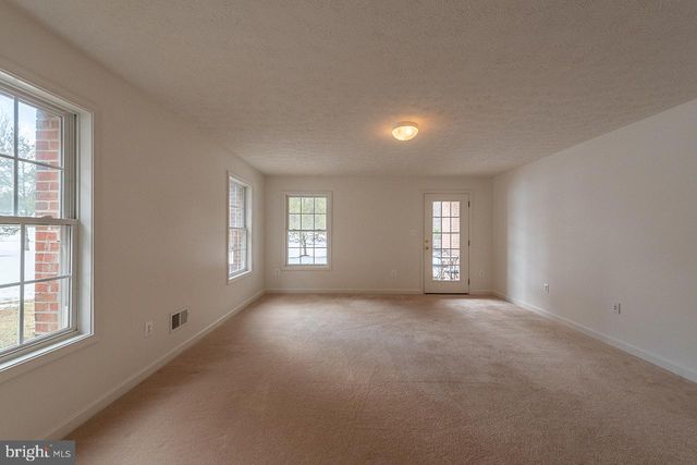 158 N VIEW CIR, Warrenton, VA 20186