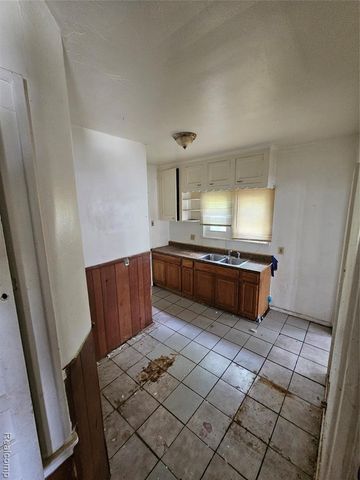 139 Puritan Street, Highland Park, MI 48203