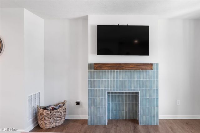 238 Leather Leaf Drive, Elyria, OH 44035