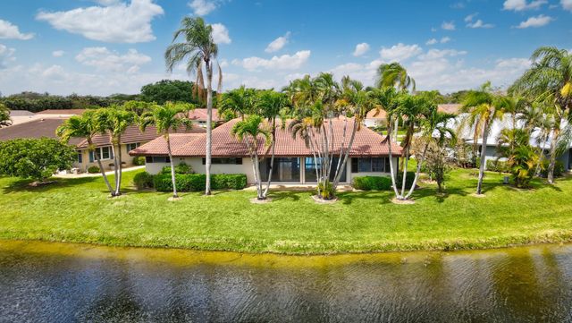 10426 Vereda Circle, Boynton Beach, FL 33436