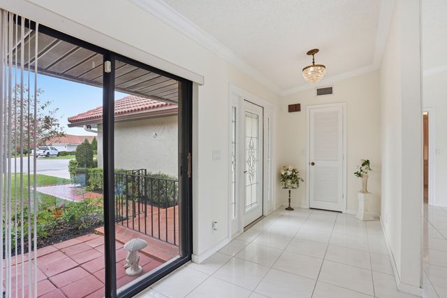 10426 Vereda Circle, Boynton Beach, FL 33436