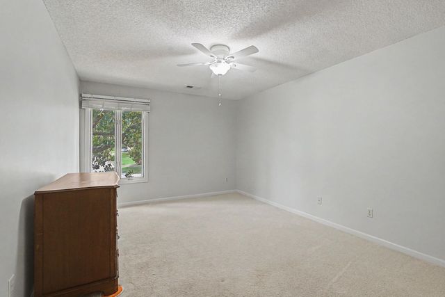 8656 WOOD MILLS DR W, Memphis, TN 38016