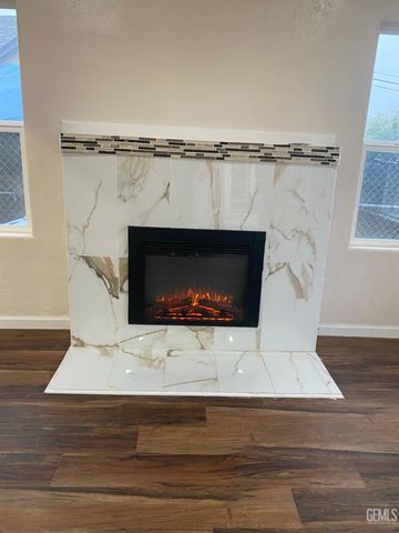 2728 Kentucky Street, Bakersfield, CA 93306