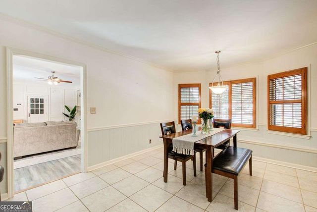 854 Newcastle Drive SW, Lilburn, GA 30047