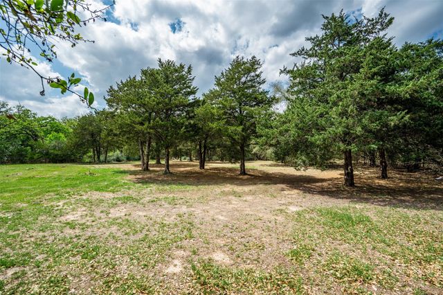 1354 OLD PIN OAK RD, Paige, TX 78659