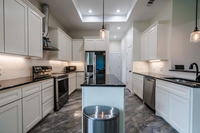 1354 OLD PIN OAK RD, Paige, TX 78659