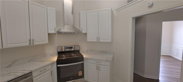 1050 Hillary Lane, Lawrenceville, GA 30043