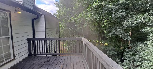 1050 Hillary Lane, Lawrenceville, GA 30043