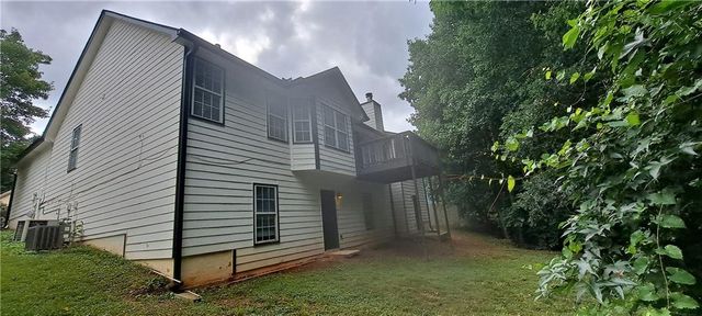 1050 Hillary Lane, Lawrenceville, GA 30043