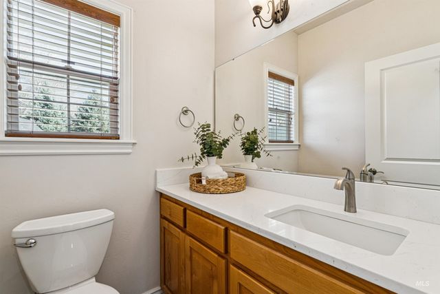 977 N Woodvalley, Eagle, ID 83616