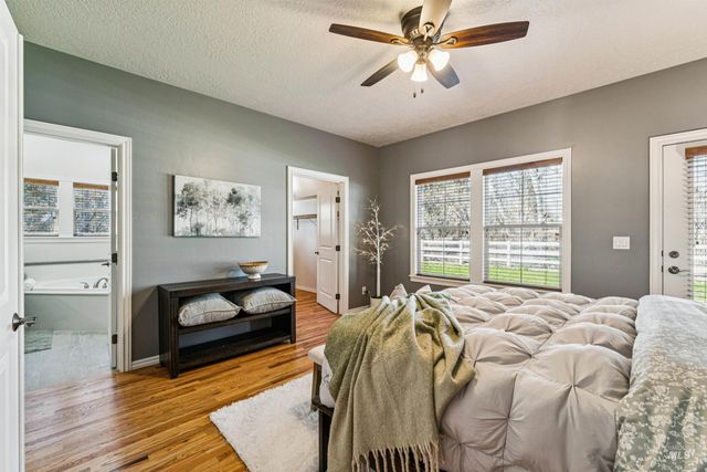 977 N Woodvalley, Eagle, ID 83616