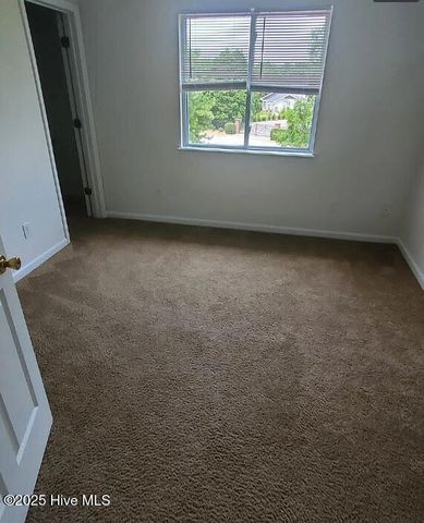 320 Brownlea Drive 1e, Greenville, NC 27858