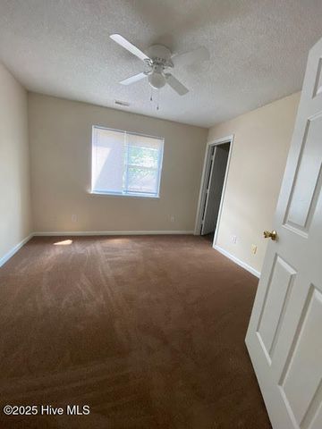 320 Brownlea Drive 1e, Greenville, NC 27858