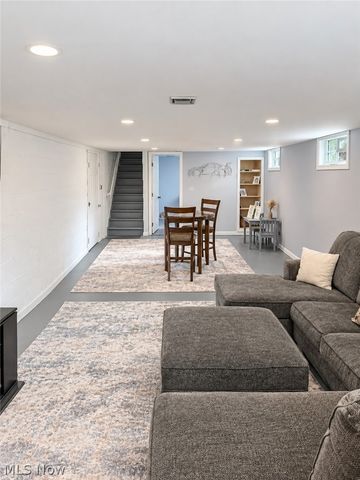 9018 Lowell Lane, Northfield, OH 44067