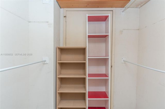 2780 NE 183rd St 1606, Aventura, FL 33160