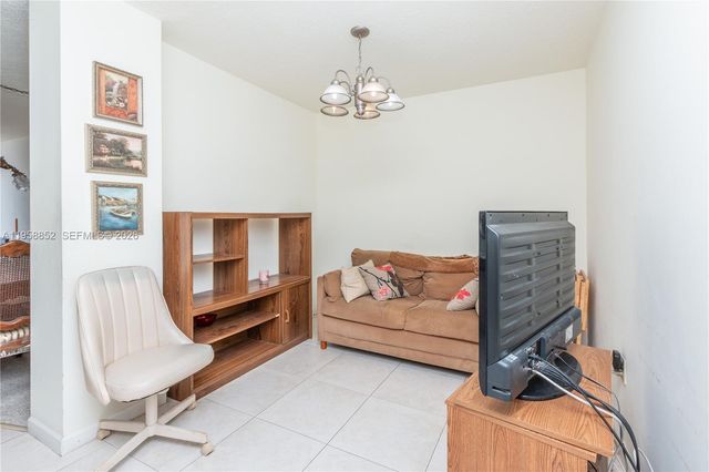 2780 NE 183rd St 1606, Aventura, FL 33160