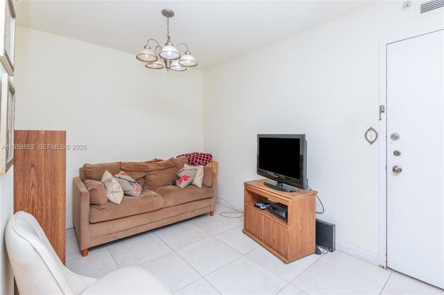 2780 NE 183rd St 1606, Aventura, FL 33160