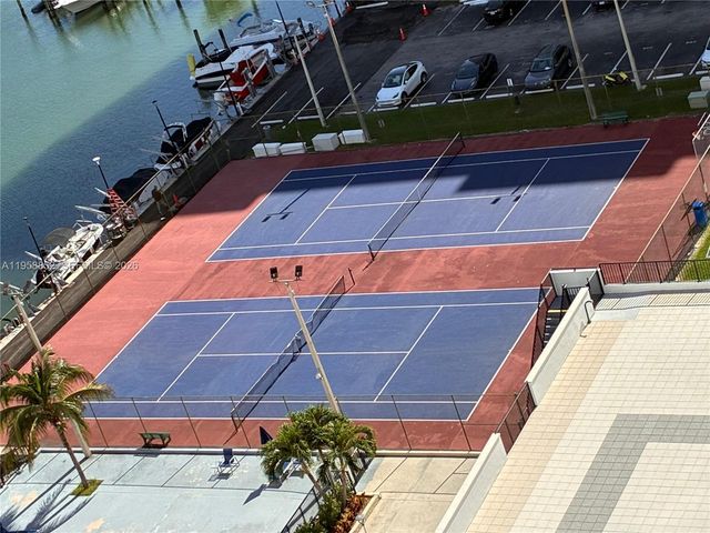 2780 NE 183rd St 1606, Aventura, FL 33160