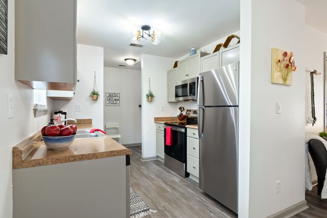 2674 Old Matthews Rd, Nashville, TN 37207