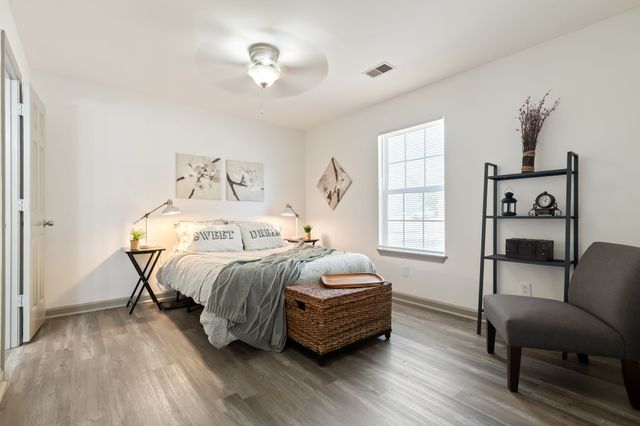 2674 Old Matthews Rd, Nashville, TN 37207