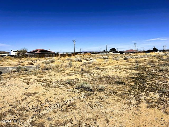 7820 Jacaranda Avenue, California City, CA 93505