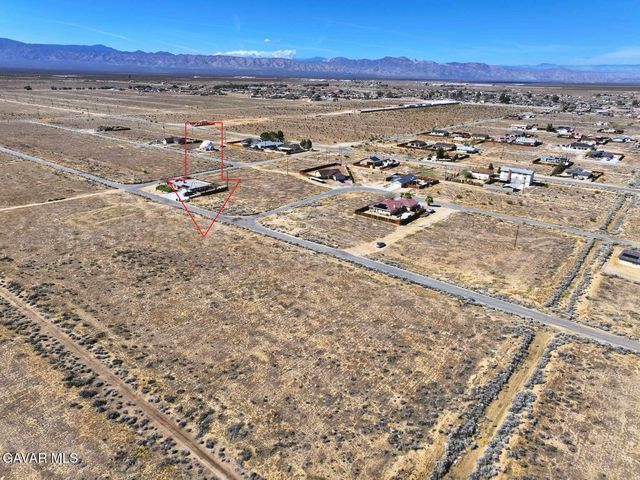 7820 Jacaranda Avenue, California City, CA 93505