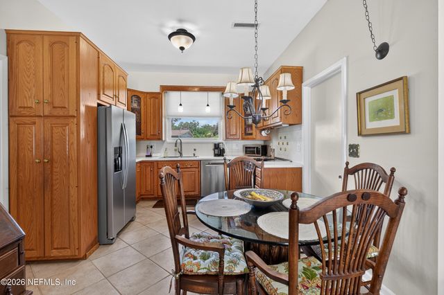 2432 JOSE Circle S, Jacksonville, FL 32217